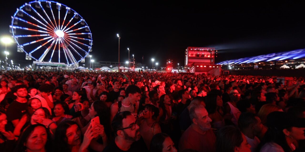Primeiro dia do Festival Virada Salvador tem 72,39% de ocupação hoteleira e cerca de 30 mil turistas