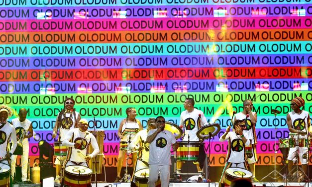Primeira atração desta terça-feira (30), Olodum agita Festival Virada Salvador