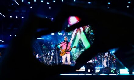 Ícone do Axé Music, Bell Marques relembra sucessos da carreira no Festival Virada Salvador 2026