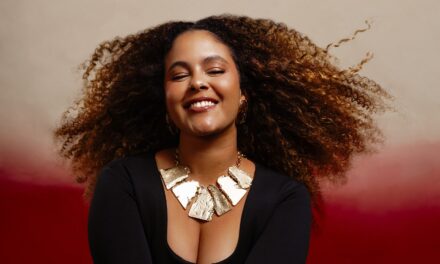 Rachel Reis encontra Márcio Victor no Festival de Verão e leva canções de “Divina Casca”, álbum indicado ao Grammy Latino: “não vejo a hora”