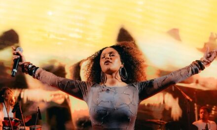 Rachel Reis fez história no MAM Salvador com sold out no Canto da Sereiona