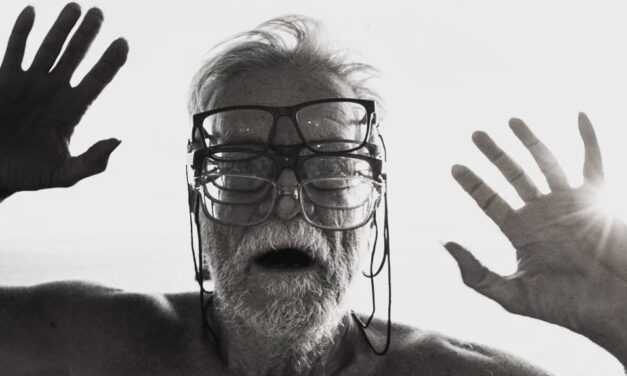 Tuzé de Abreu comemora 78 anos em show para a campanha “Fica Gamboa”