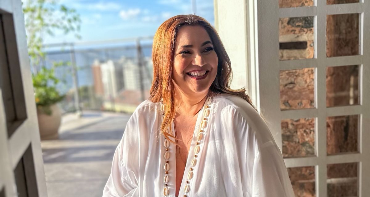 Show de Belô Velloso no Pelourinho tem novo horário acontece às 21h no dia 04 de fevereiro na Praça Tereza Batista