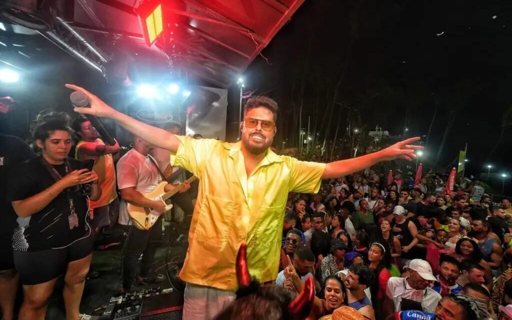 Kart Love leva o “Trio Open Bar” ao Furdunço neste sábado (07)