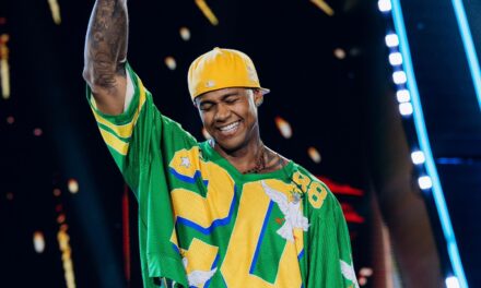 Léo Santana divulga agenda de Carnaval e aposta na energia brasileira durante os dias de folia