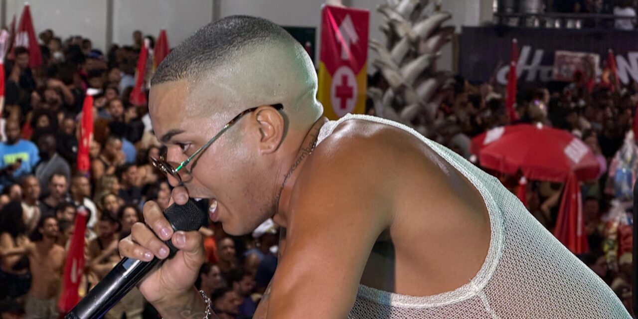 Renanzinho CBX agitou o Furdunço com o pagode da Cidade Baixa