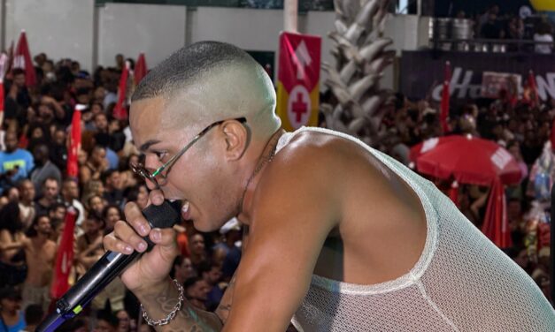 Renanzinho CBX agitou o Furdunço com o pagode da Cidade Baixa