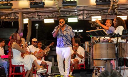 Taian Riachão vive marco na abertura do Carnaval e embala sequência de shows na folia