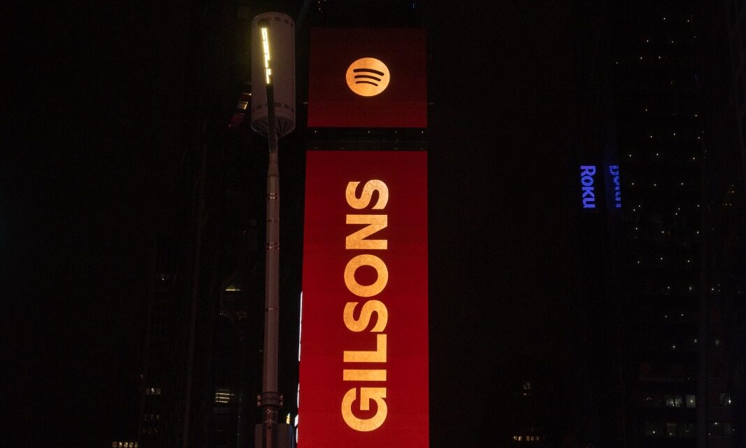 Gilsons ganham destaque na Times Square com novo álbum