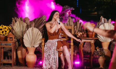 JEANNE LIMA GRAVA AUDIOVISUAL “PÉ NO CHÃO” E CELEBRA FASE MAIS ÍNTIMA DA CARREIRA EM SALVADOR