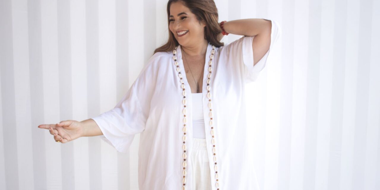 Belô Velloso estreia show Bossa Axé na Casa da Mãe