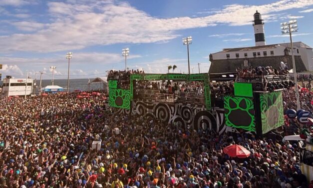 Bloco Camaleão conquista dois prêmios no Troféu Armadinho e Irmãos Macêdo 2026