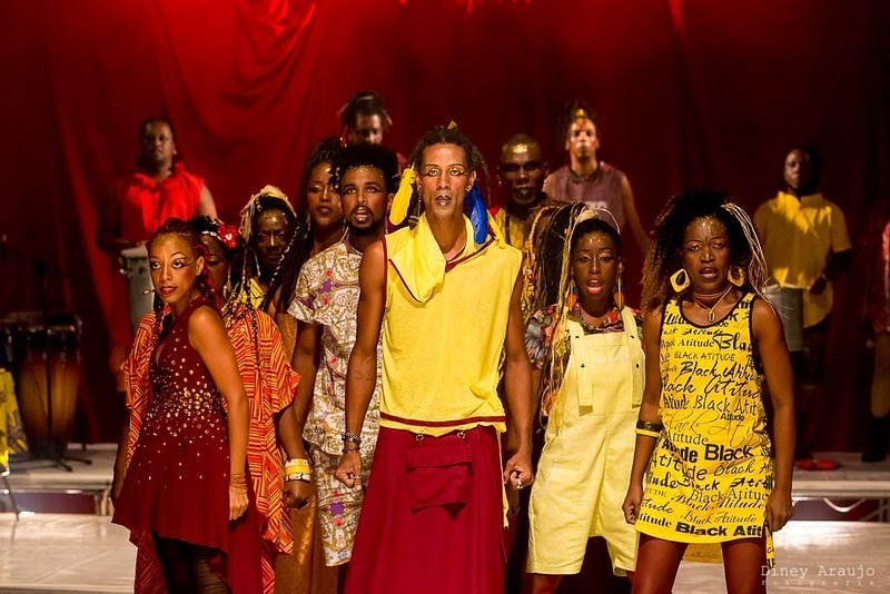 Bando de Teatro Olodum é finalista do Prêmio Sim à Igualdade Racial 2026