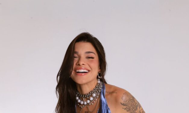 Entre sucessos e inéditas, Lary grava audiovisual em Salvador: “sentia vontade de mostrar o que acontece quando estou no palco”