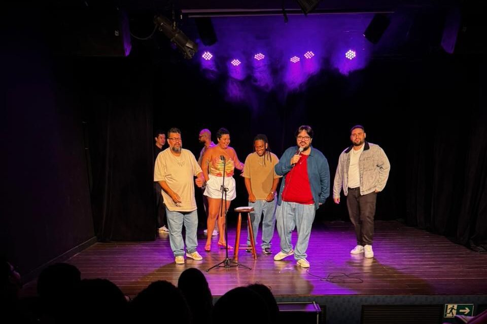 Teatro Sesi recebe temporada de humor com nomes da cena stand up de Salvador