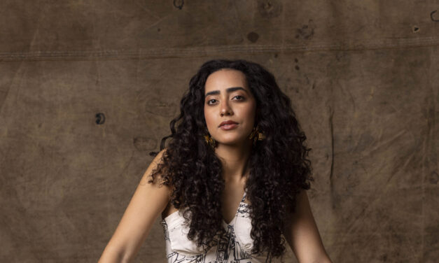 Cantora e atriz de Salvador está no elenco do musical “Gil — Andar com Fé”