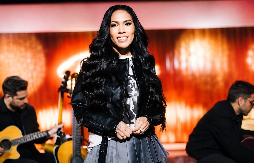 Simone Morena estreia no Pará e leva o arrocha baiano ao estado